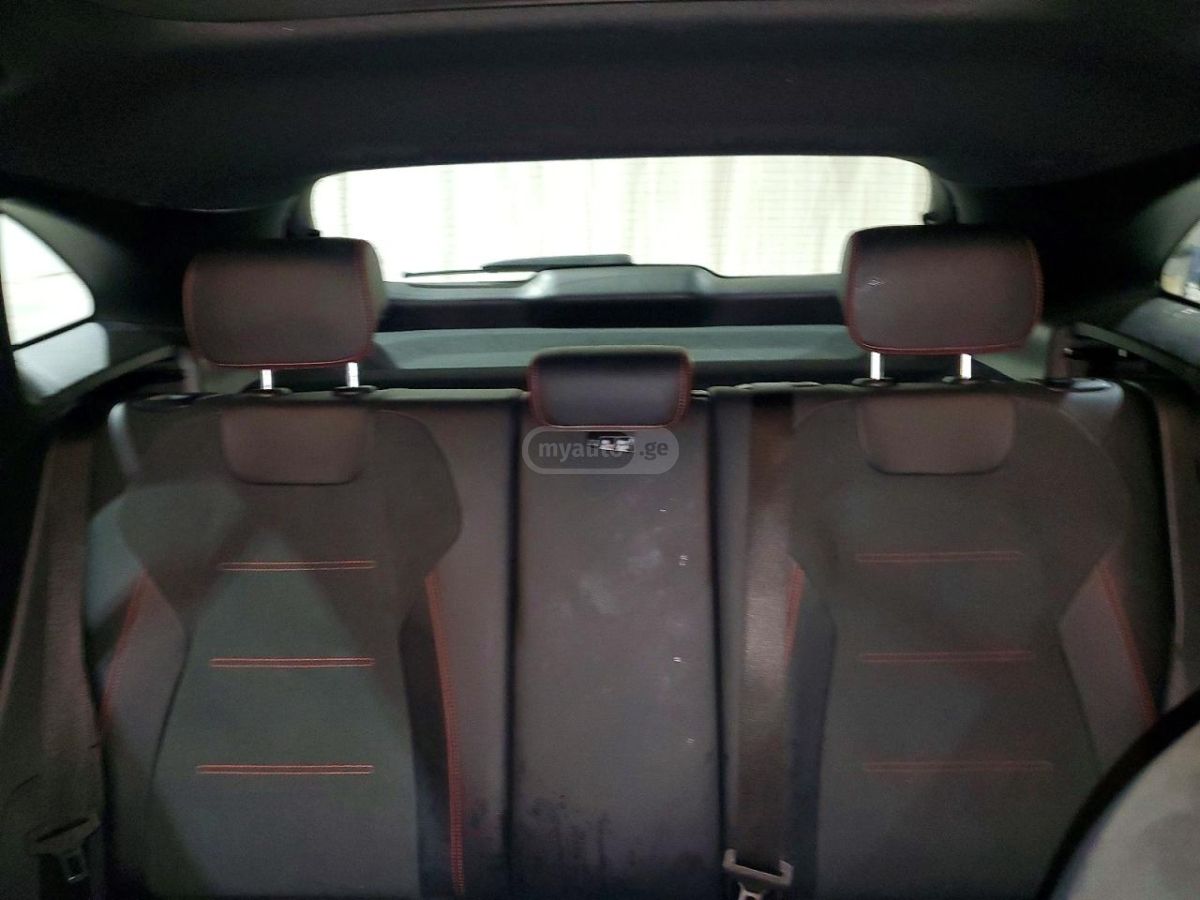 Mercedes-Benz GLA 250 - фото 10