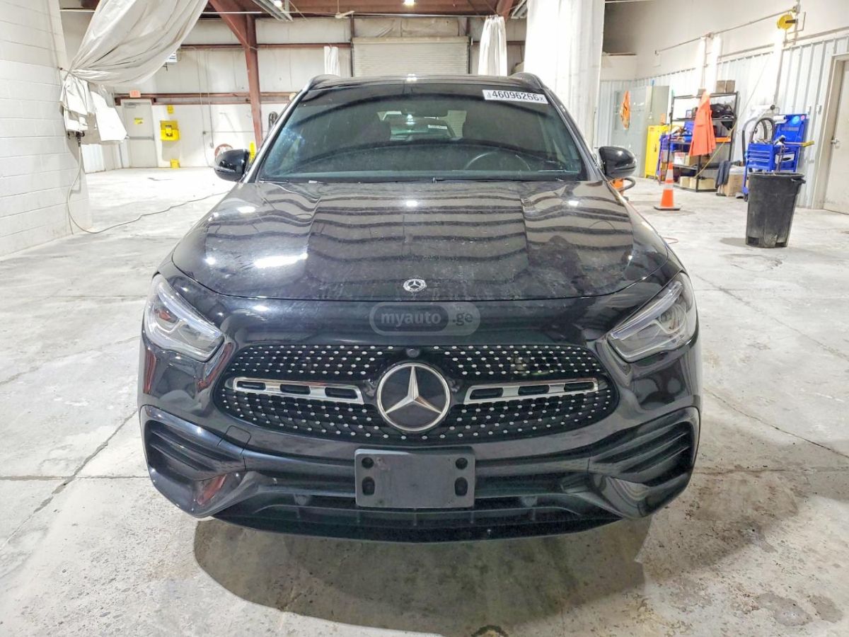 Mercedes-Benz GLA 250 - фото 5