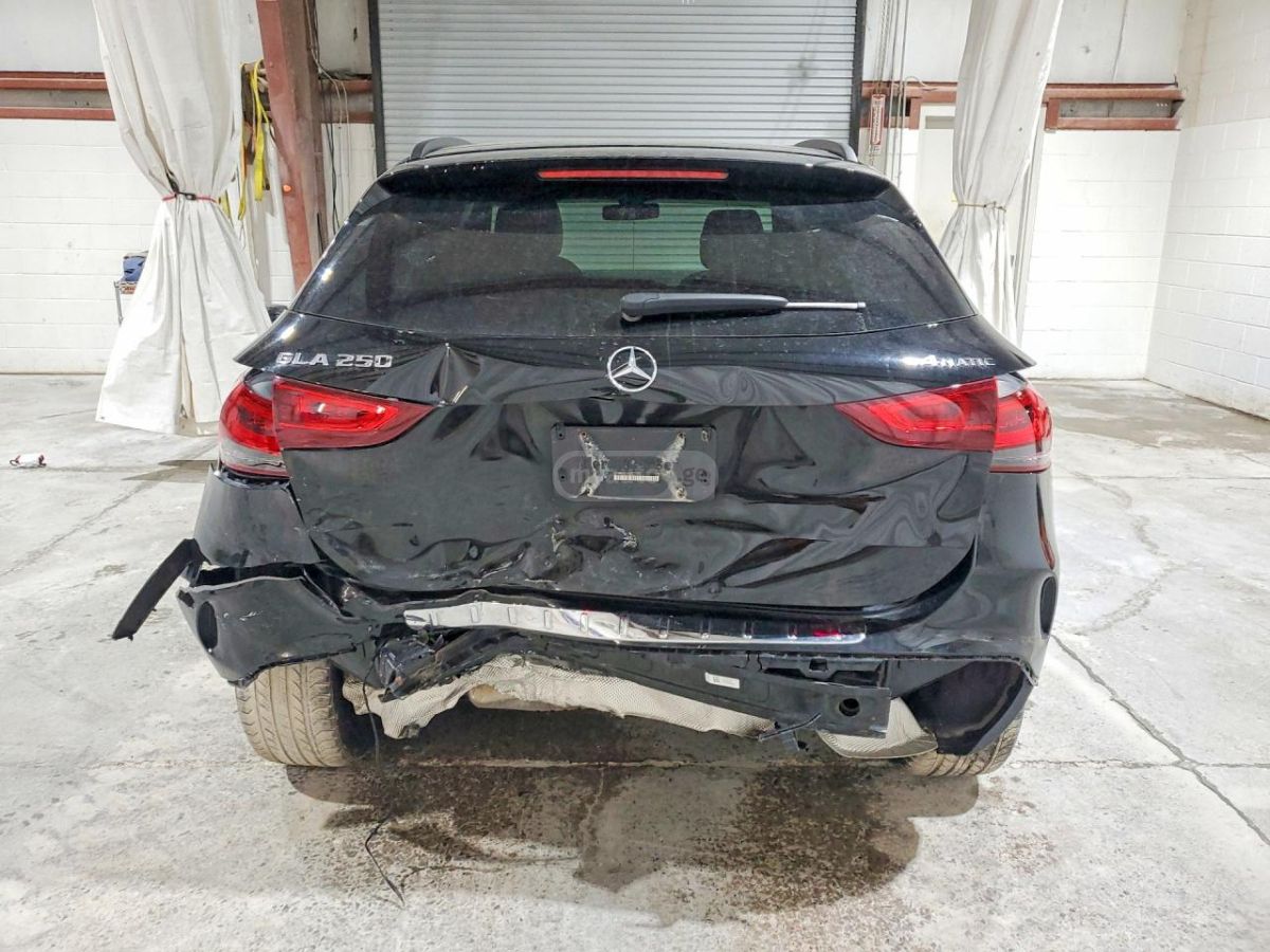 Mercedes-Benz GLA 250 - фото 6