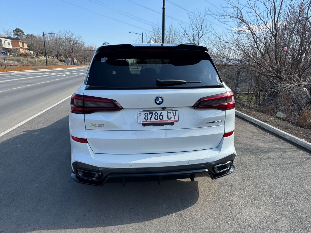 BMW X5 - фото 2