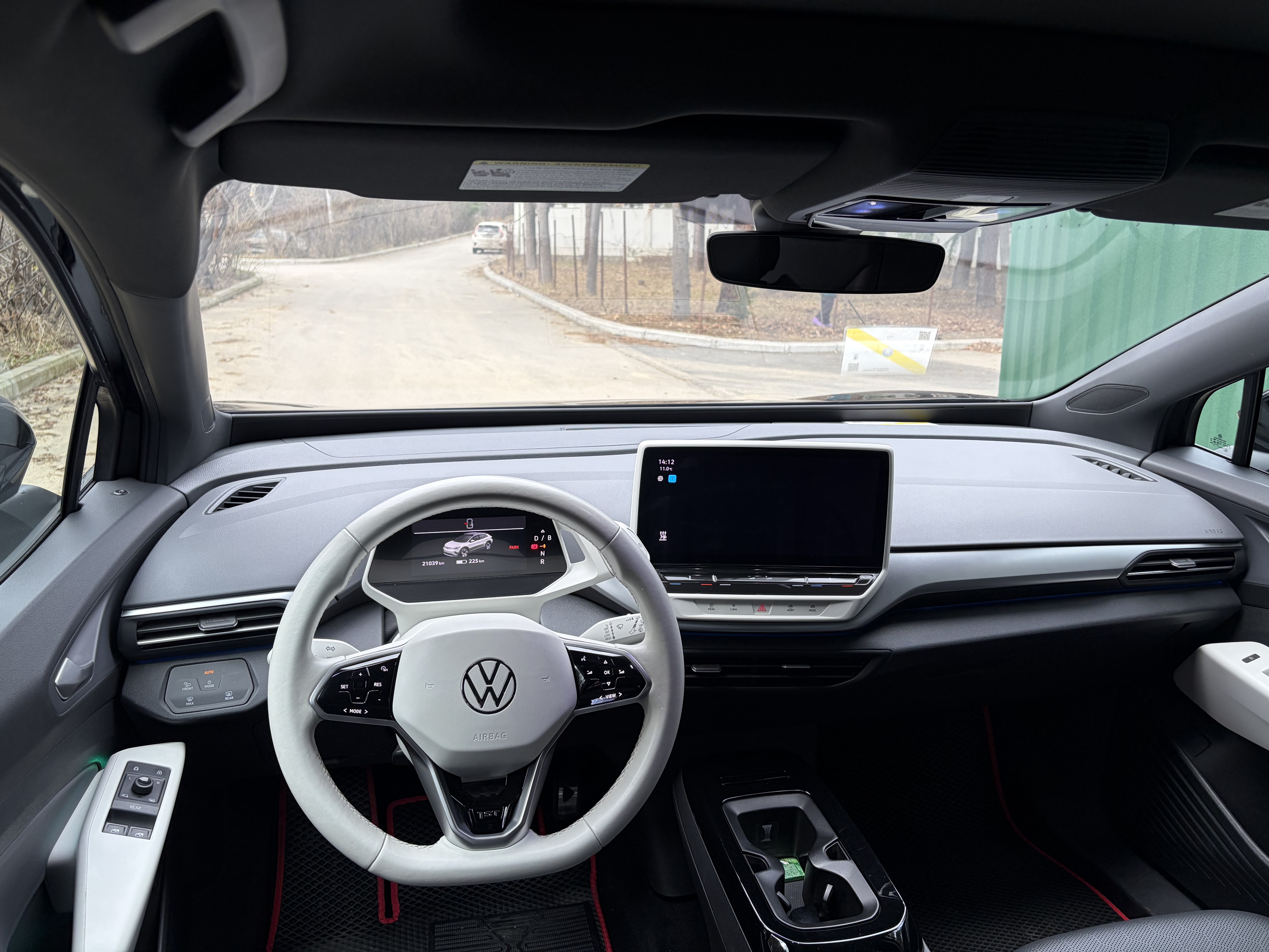 Volkswagen ID 4 - фото 5