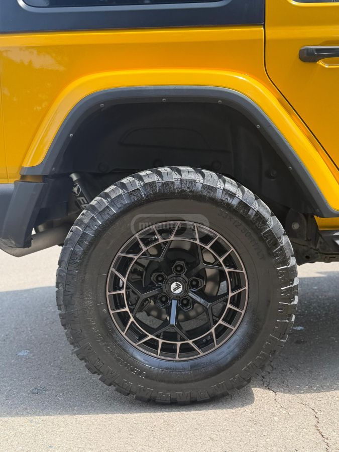 Jeep Wrangler - фото 10