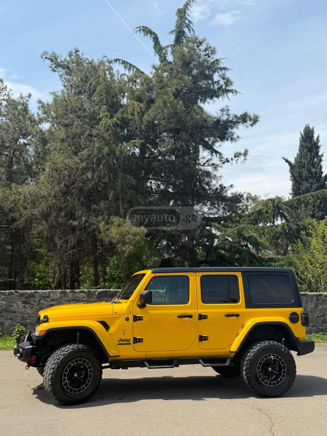Jeep Wrangler - фото 5