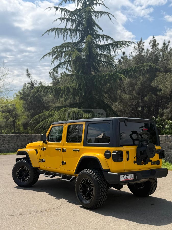 Jeep Wrangler - фото 6