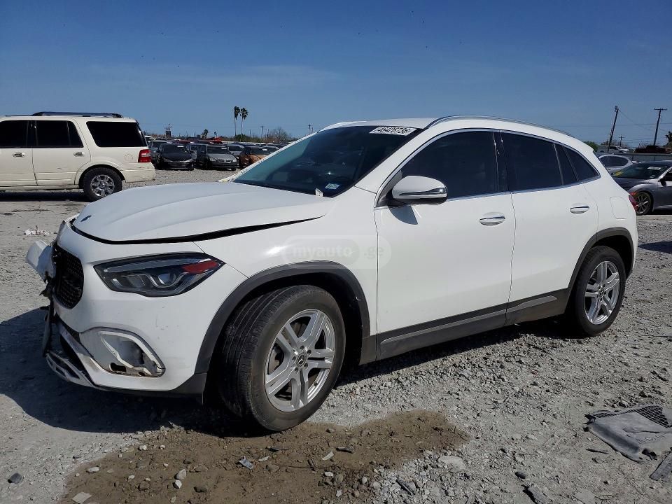 Mercedes-Benz Base GLA 250 4dr Front-Wheel D — миниатюра 1