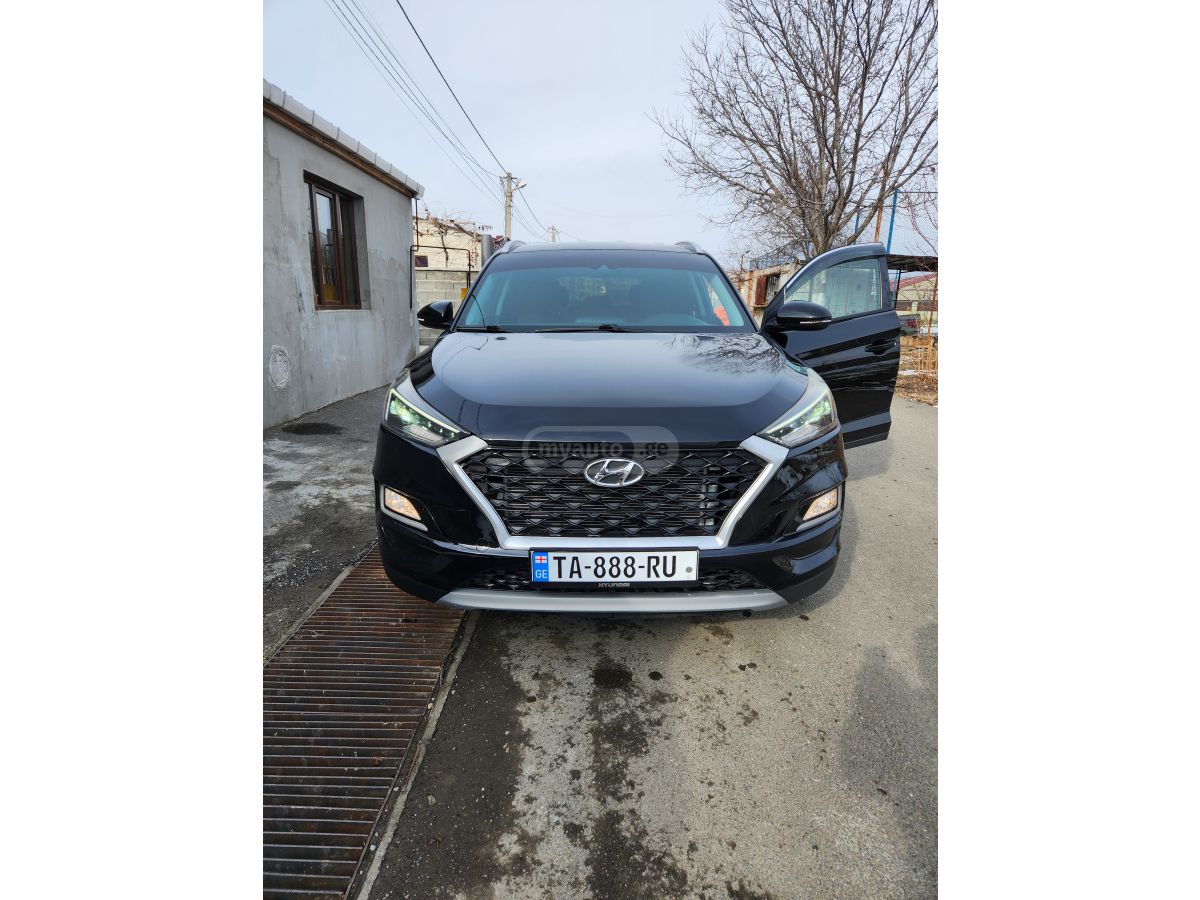 Hyundai Tucson - фото 1