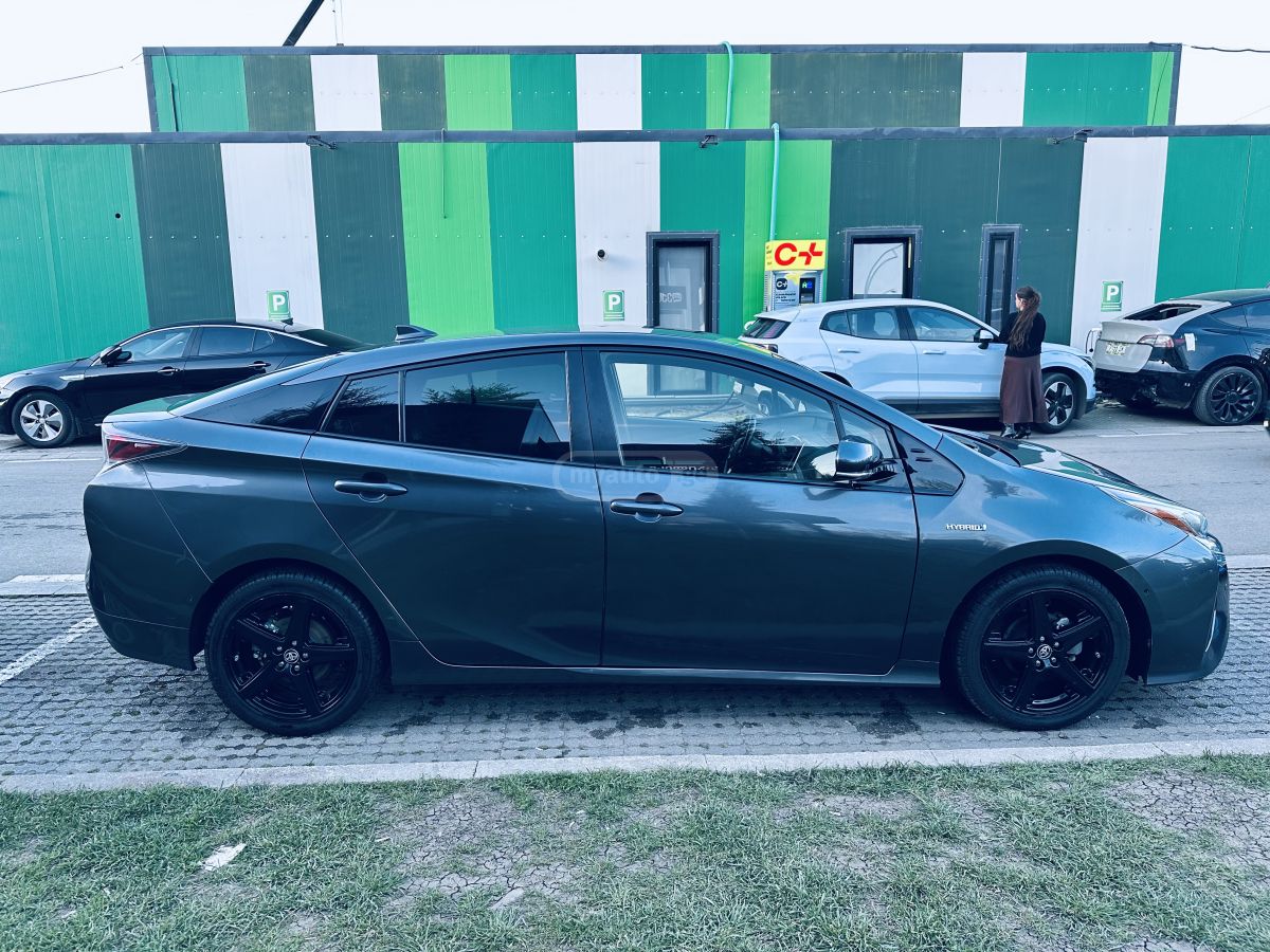 Toyota Prius - фото 5