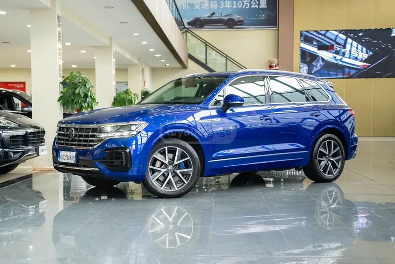Volkswagen Touareg 2021 — миниатюра 1
