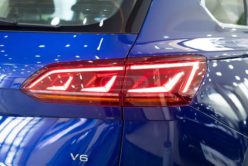 Volkswagen Touareg 2021 — миниатюра 8