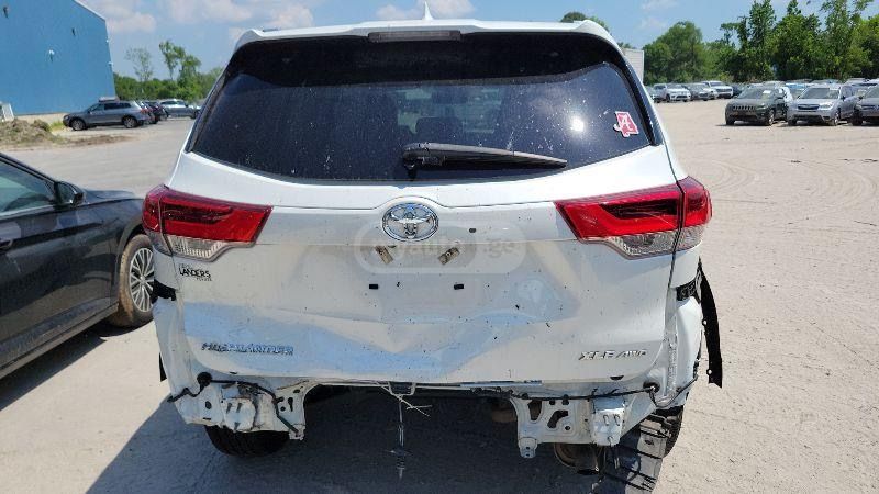 Toyota Highlander - фото 10