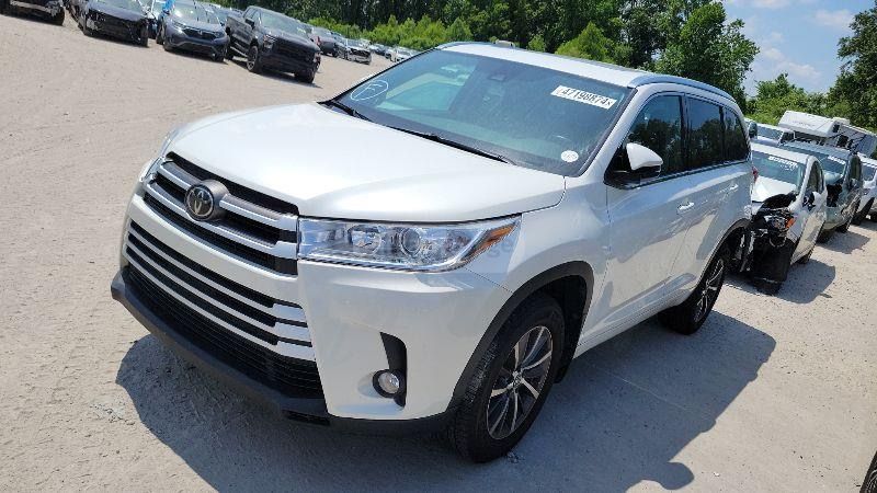 Toyota Highlander - фото 11