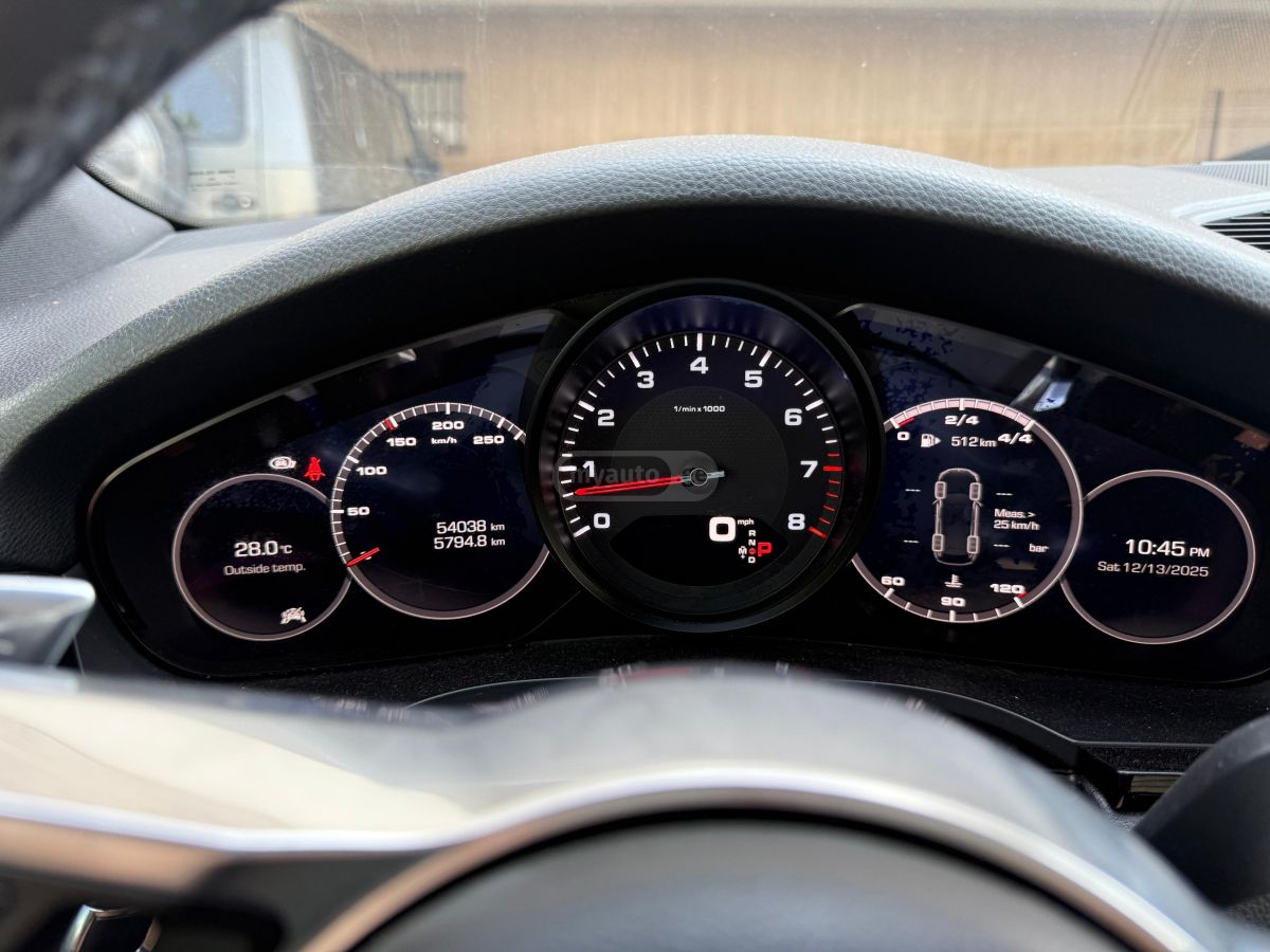 Porsche Cayenne - фото 6