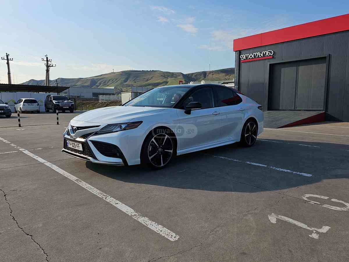 Toyota Toyota Camry — миниатюра 1