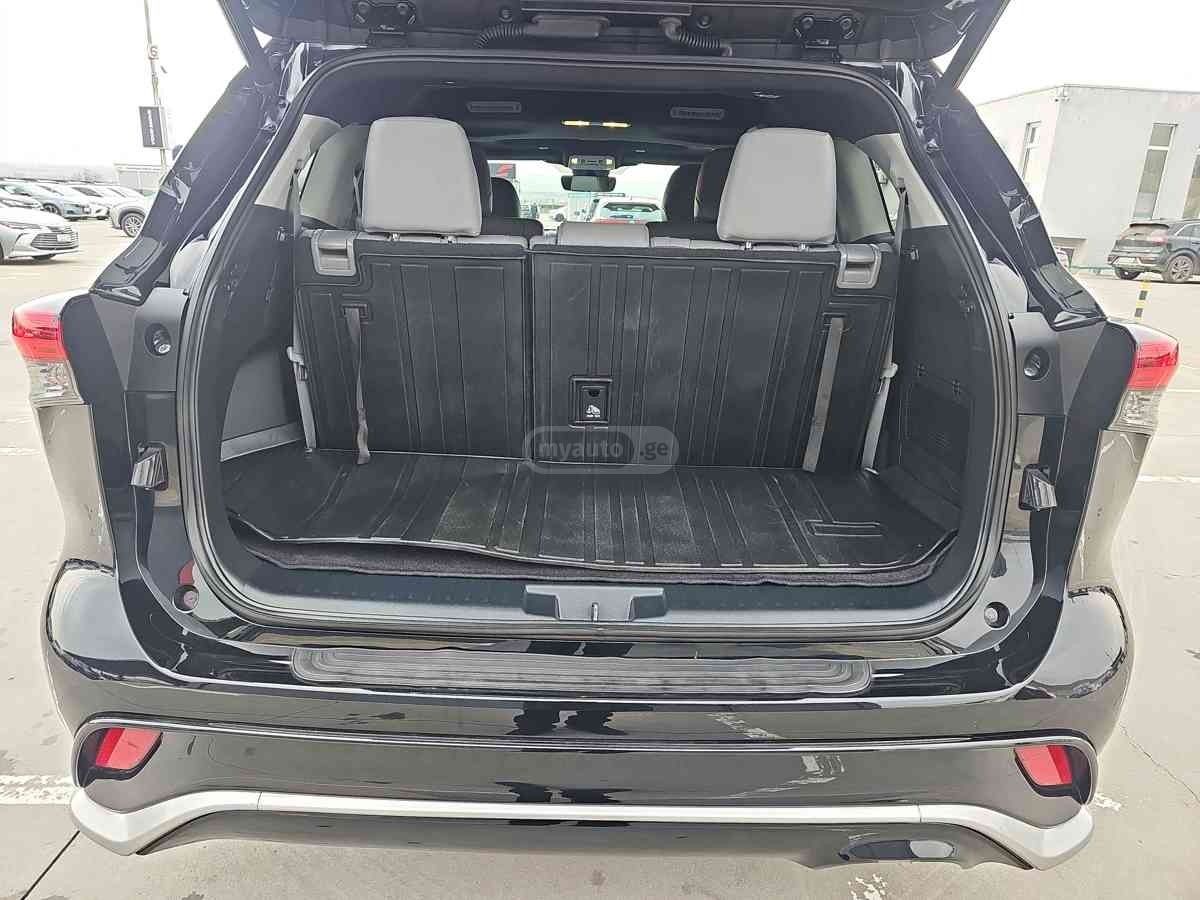 Toyota XLE 4dr All-Wheel Drive CVT — миниатюра 11