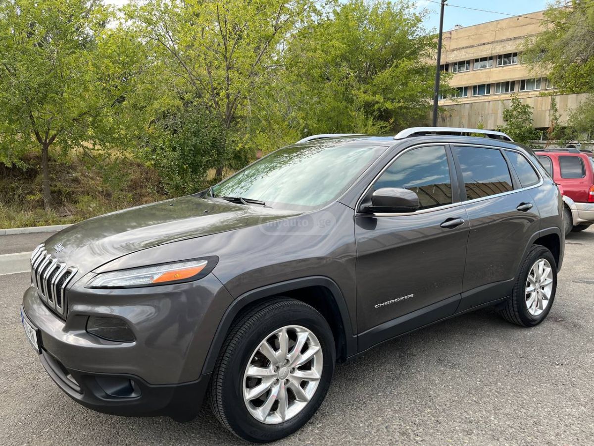 Jeep Cherokee - фото 1