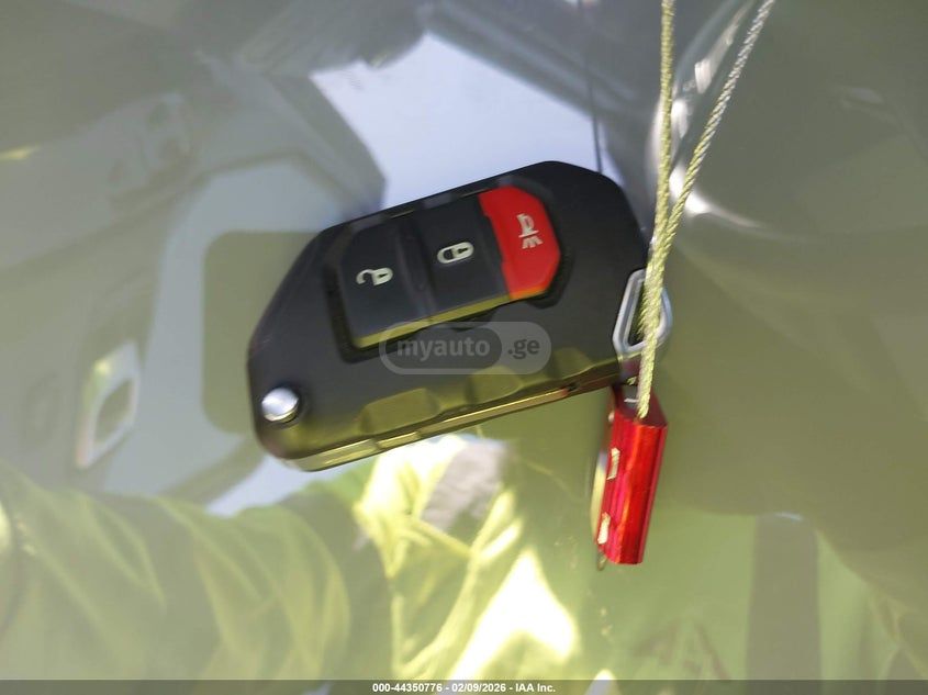 Jeep Wrangler 2025 — миниатюра 10