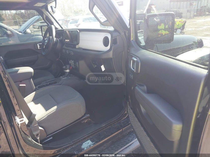 Jeep Wrangler 2025 — миниатюра 5