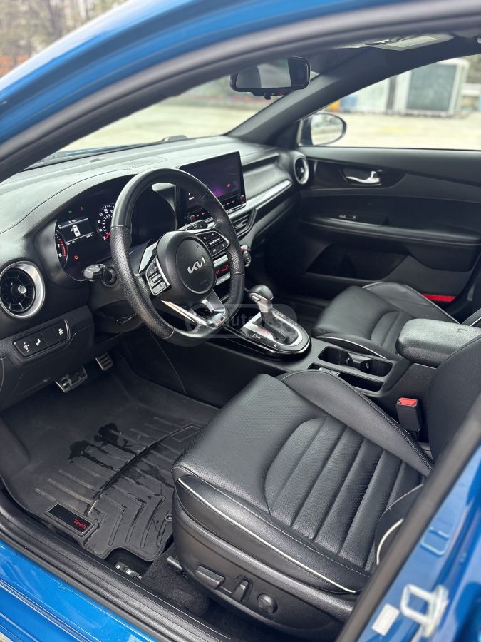 Kia Forte Gt line 2023 — миниатюра 9