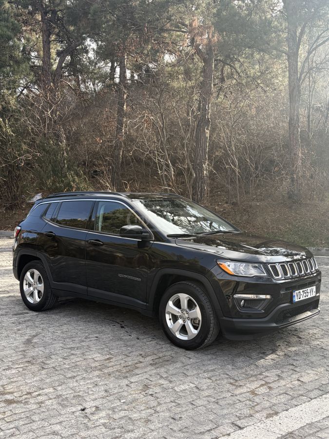 Jeep Compass - фото 8