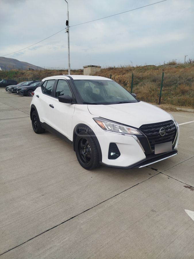 Nissan Kicks - фото 1