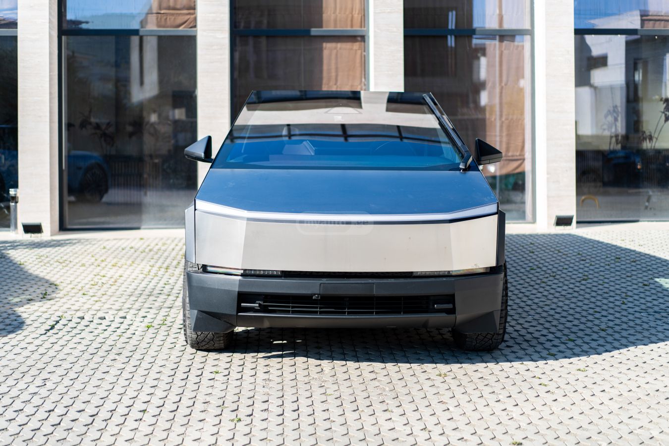 Tesla Cybertruck  