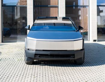 Tesla Cybertruck  