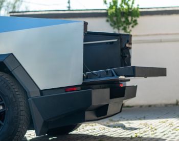 Tesla Cybertruck  
