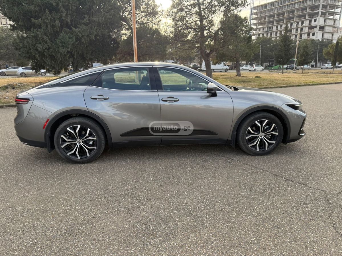 Toyota XLE 4dr Sedan CVT — миниатюра 5