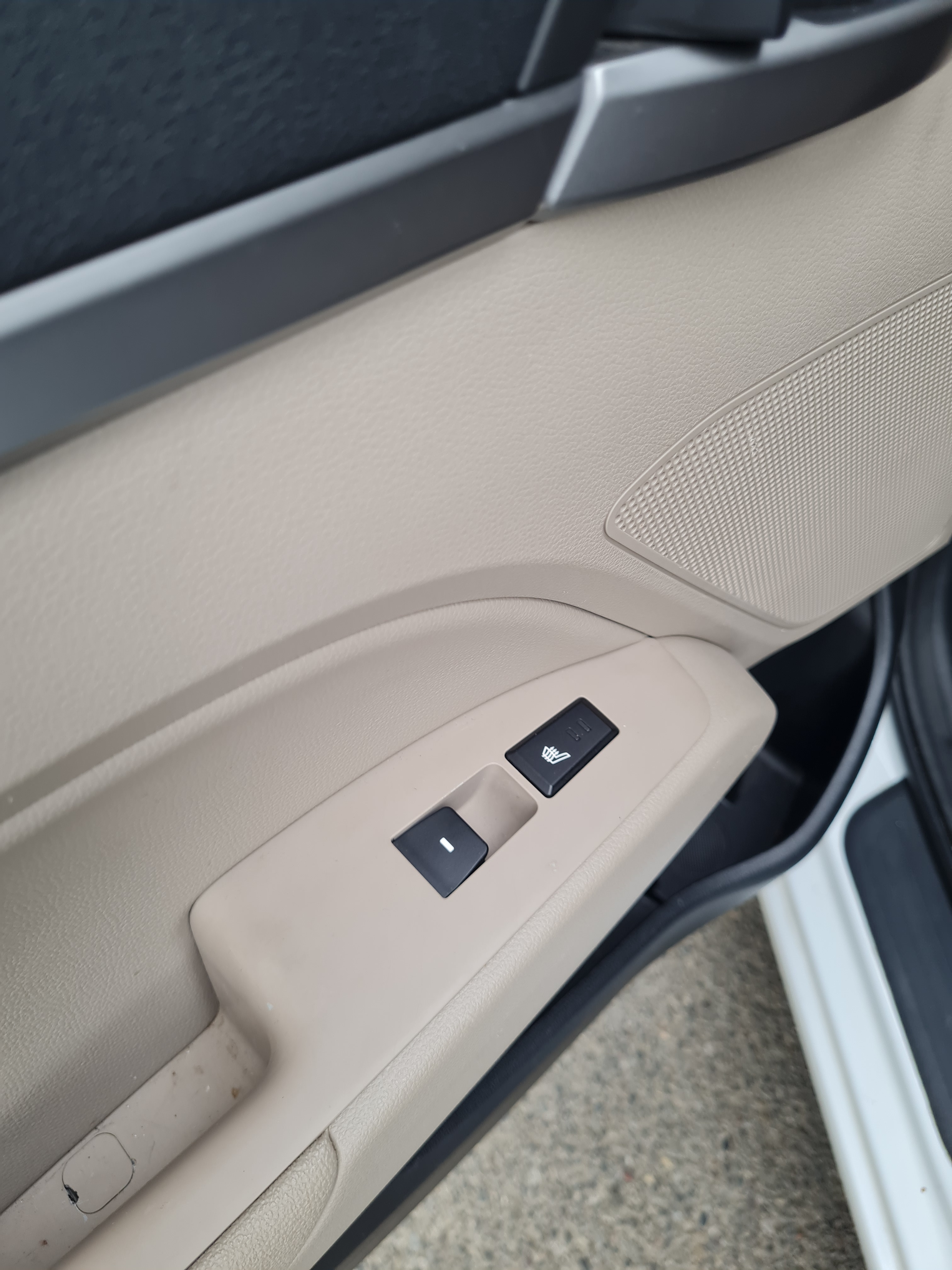 Hyundai Elantra - фото 7