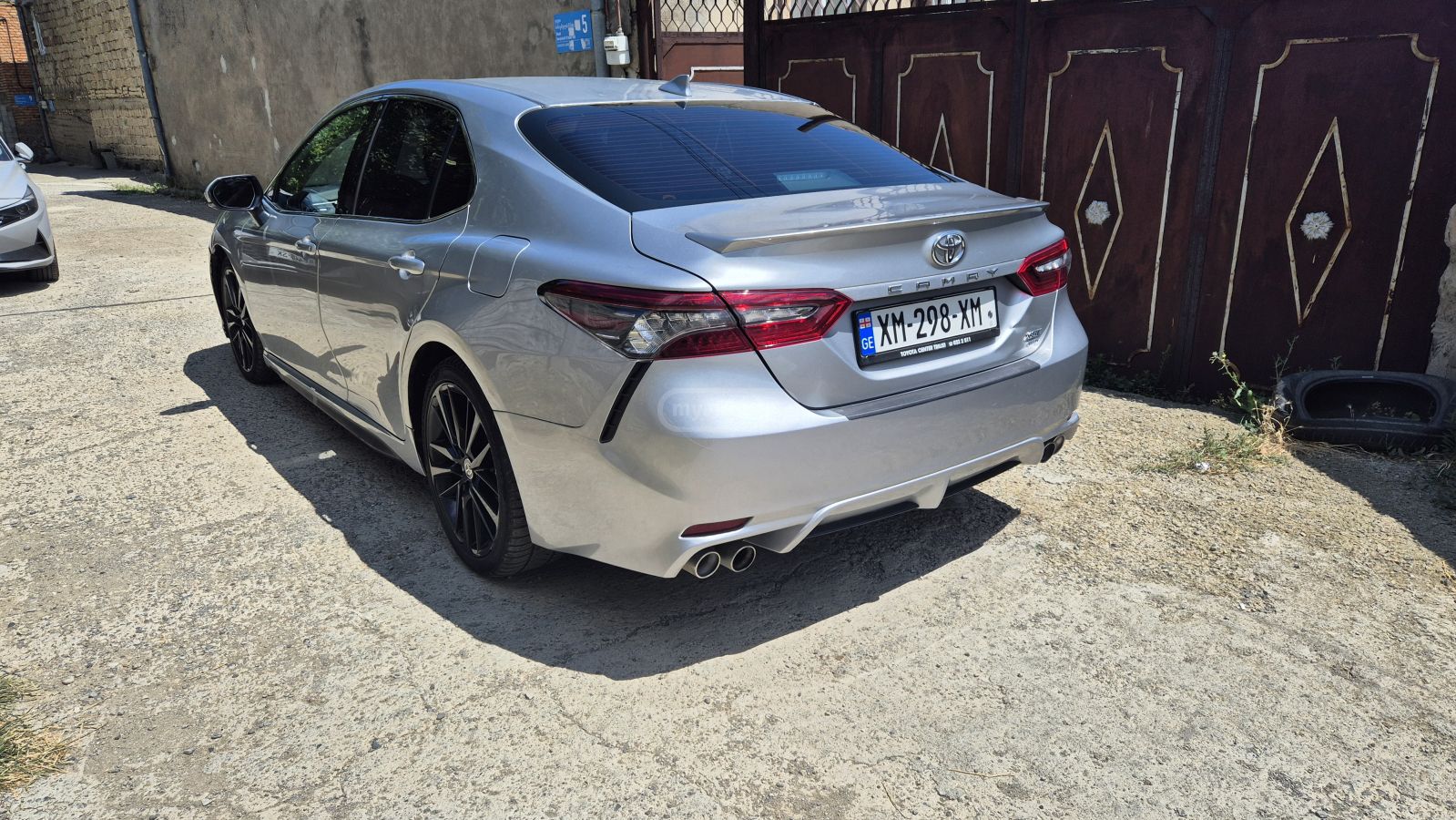 Toyota Camry - фото 4