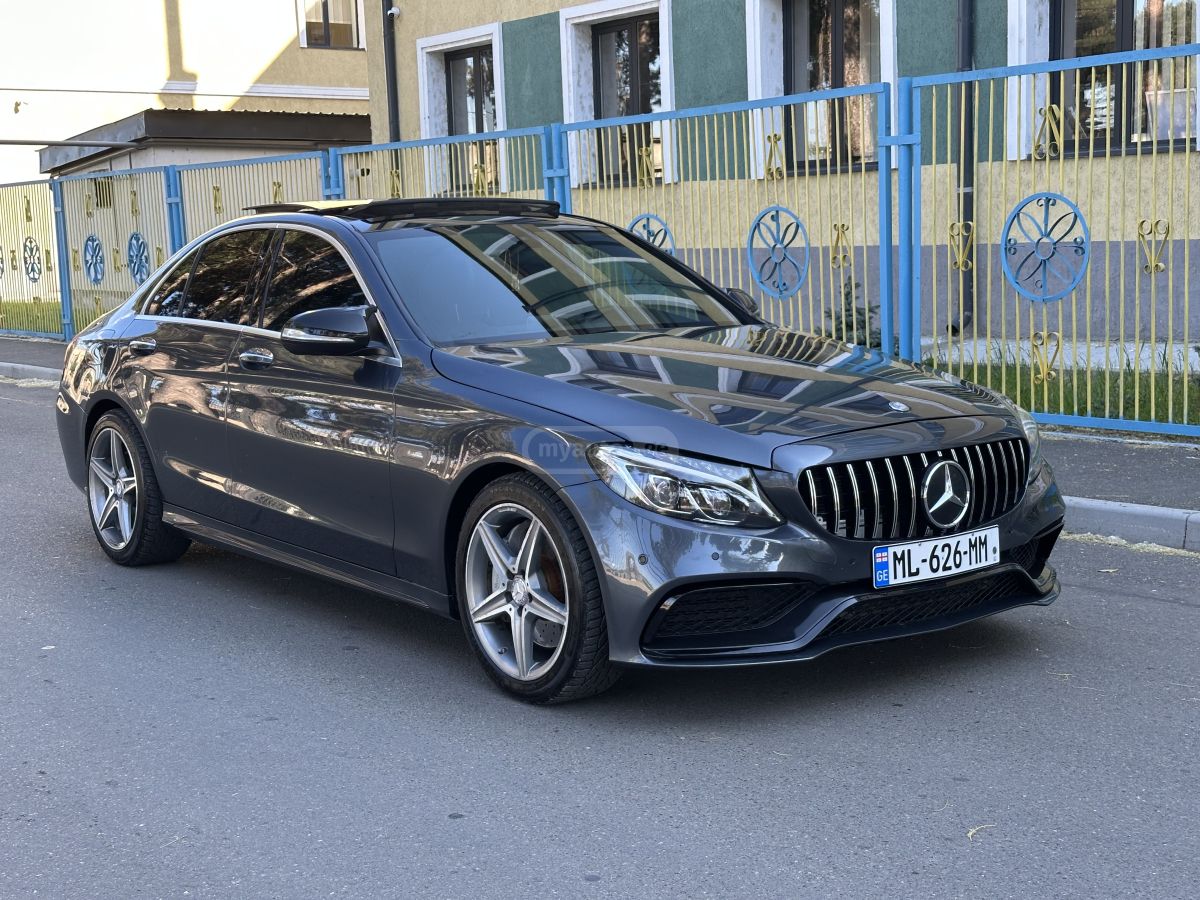 Mercedes-Benz C 300 - фото 2