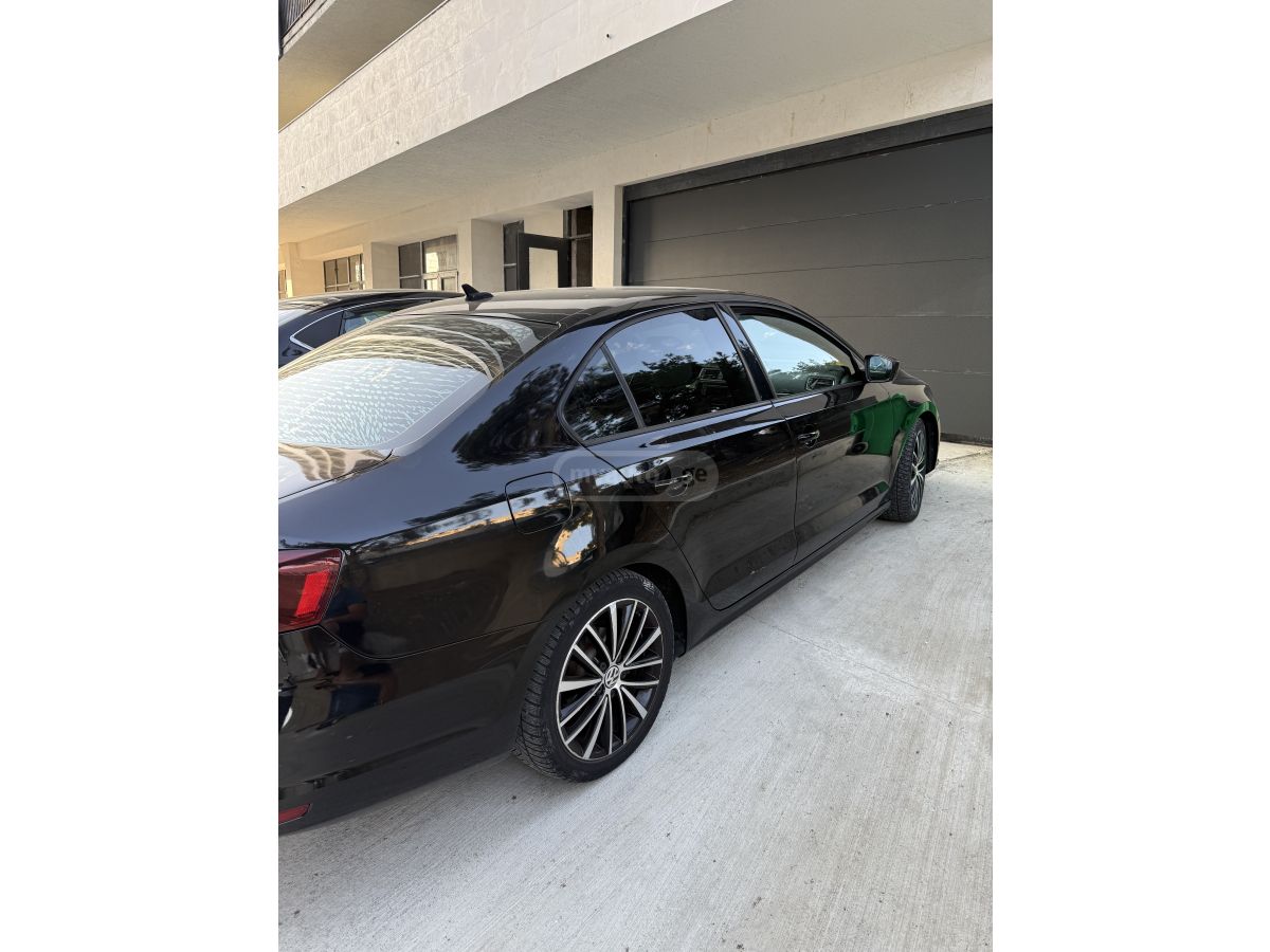 Volkswagen Jetta - фото 5