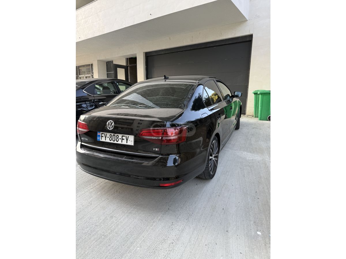 Volkswagen Jetta - фото 6