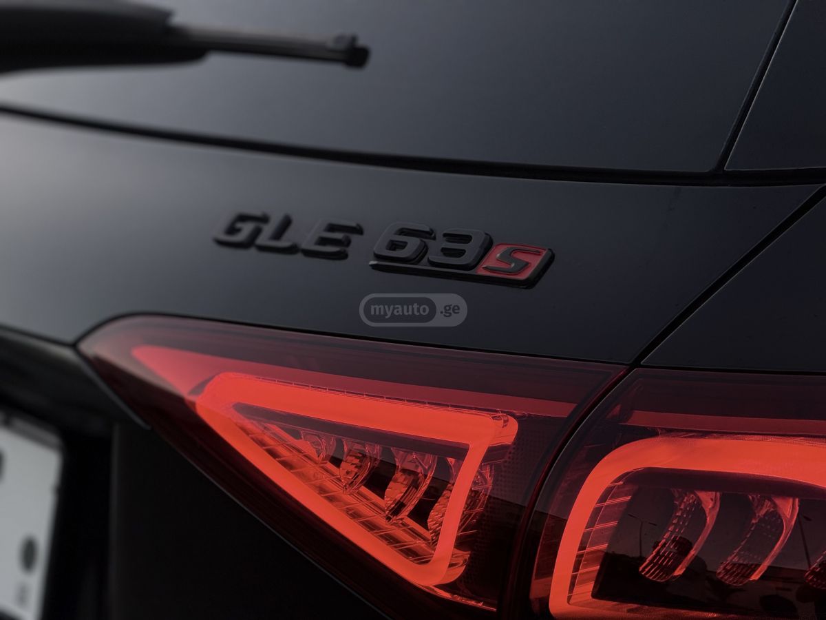 Mercedes-Benz GLE 63 AMG 2021 — миниатюра 10