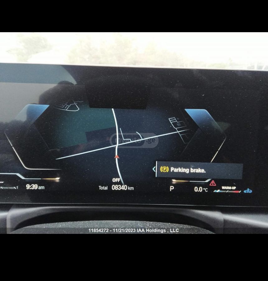 BMW Base 2dr Rear-Wheel Drive Coup — миниатюра 10