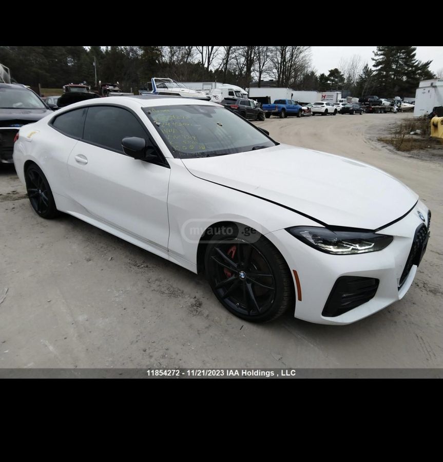 BMW Base 2dr Rear-Wheel Drive Coup — миниатюра 12