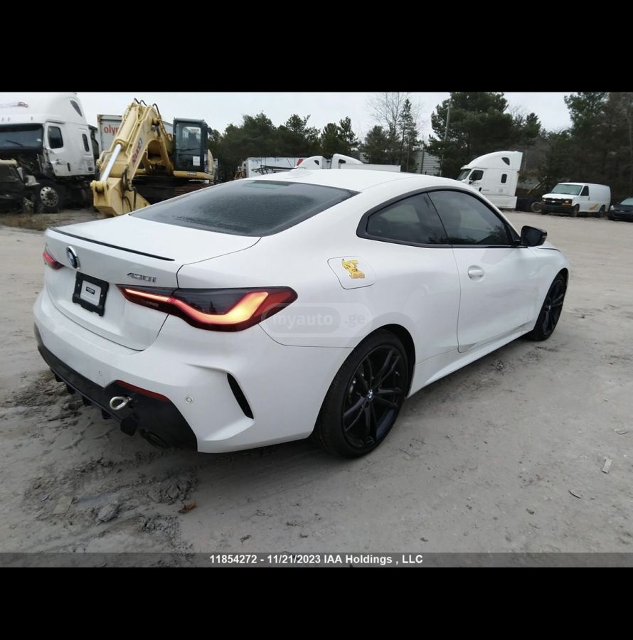 BMW Base 2dr Rear-Wheel Drive Coup — миниатюра 8