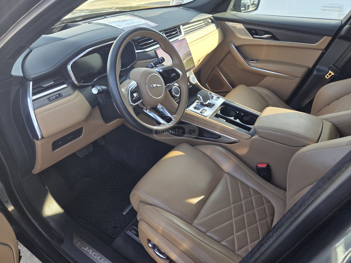 Jaguar F-Pace 2022 — миниатюра 7
