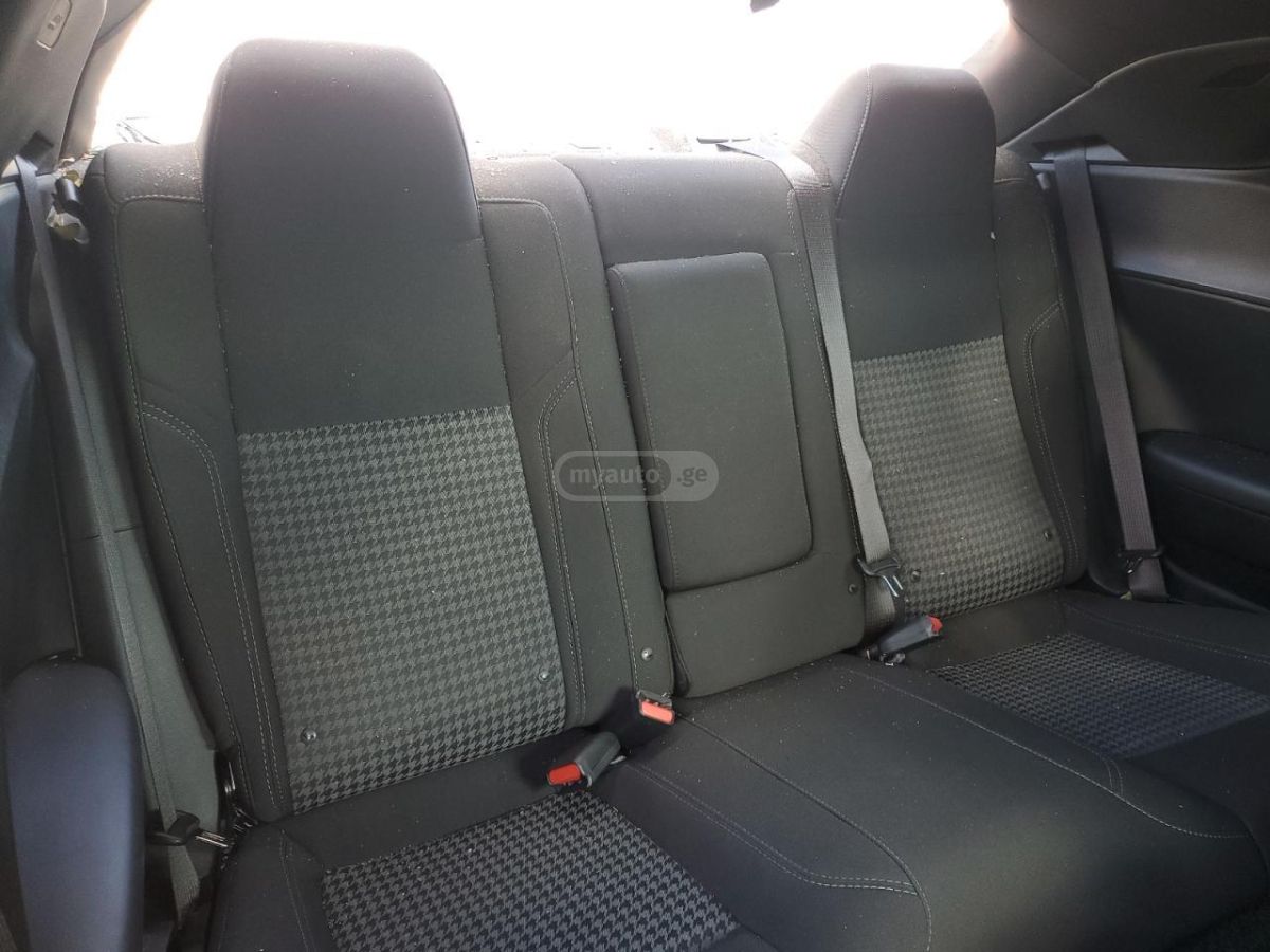 Dodge Challenger 2023 — миниатюра 9