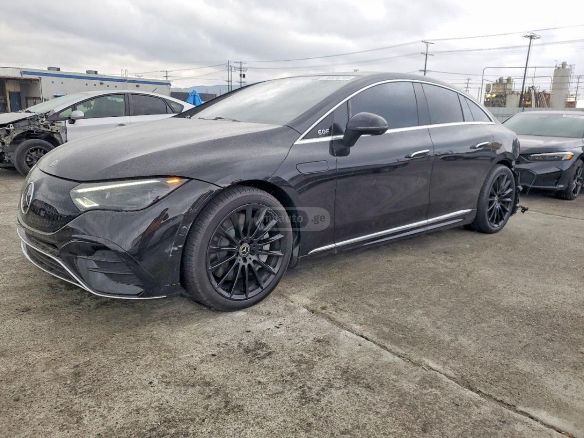 Mercedes-Benz EQE 350 - фото 2