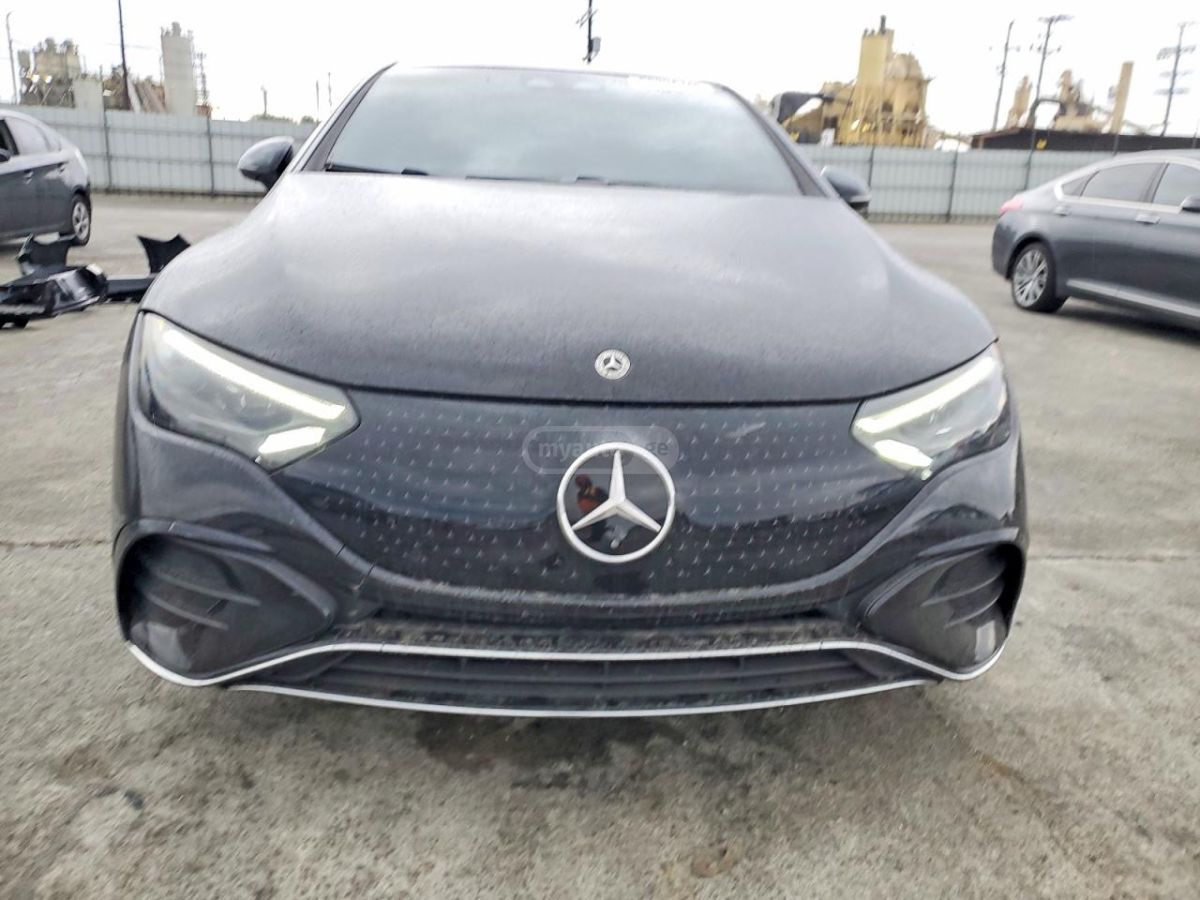 Mercedes-Benz EQE 350 - фото 4