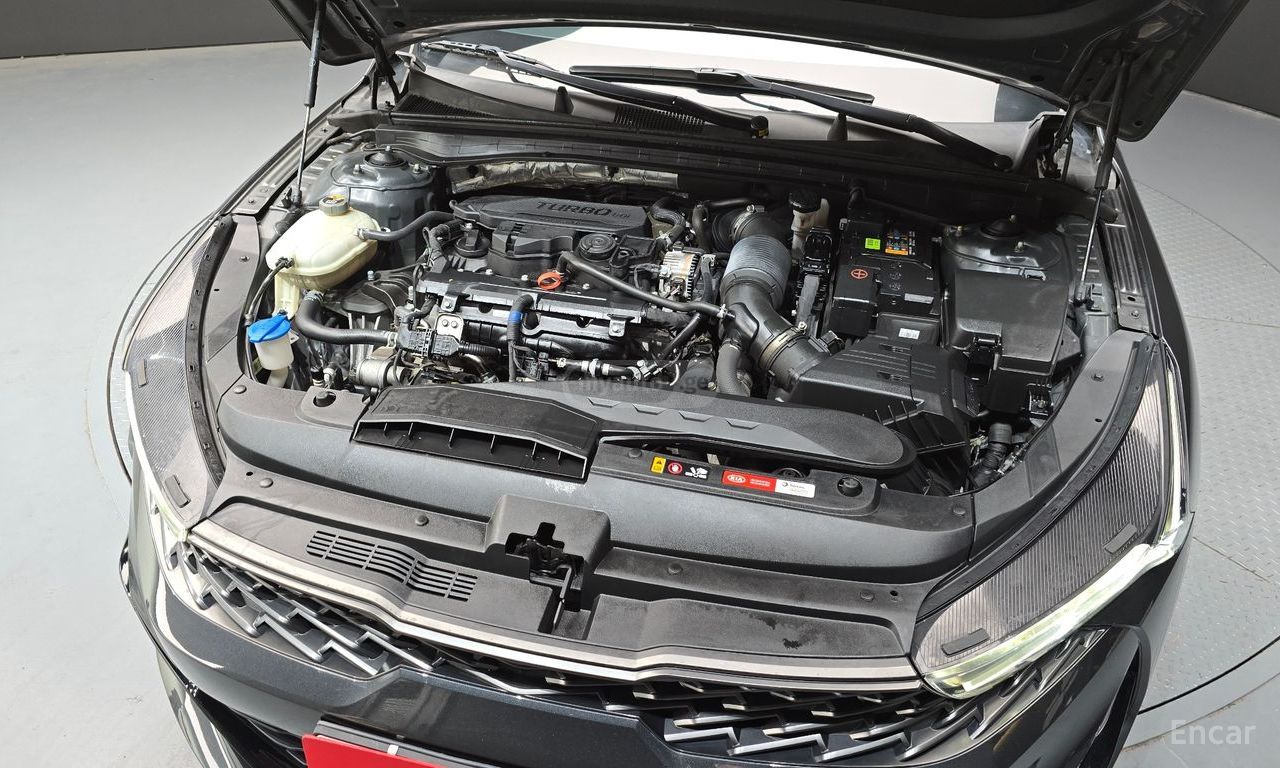 Kia K5 - фото 6