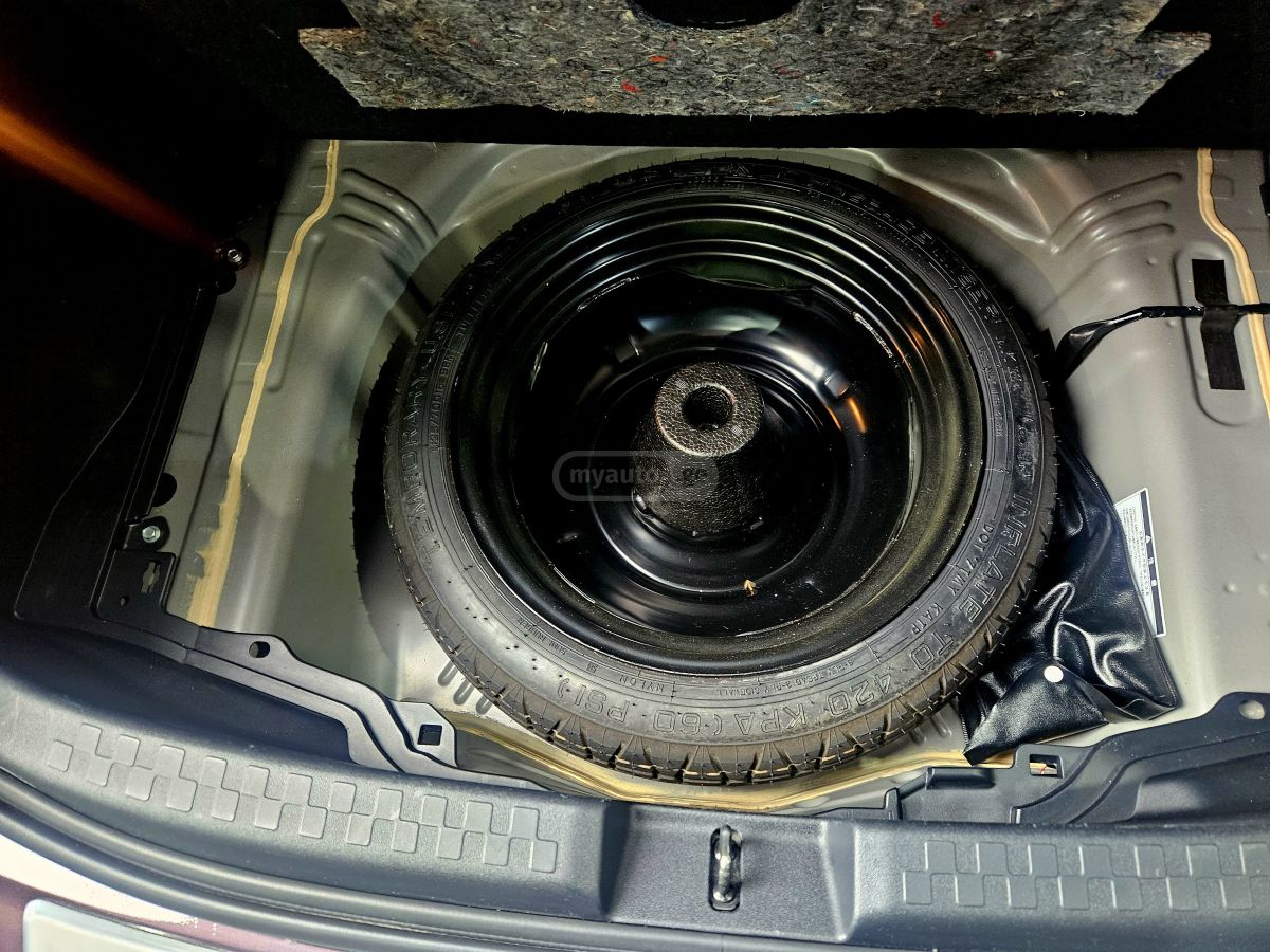 Toyota Aqua - фото 14