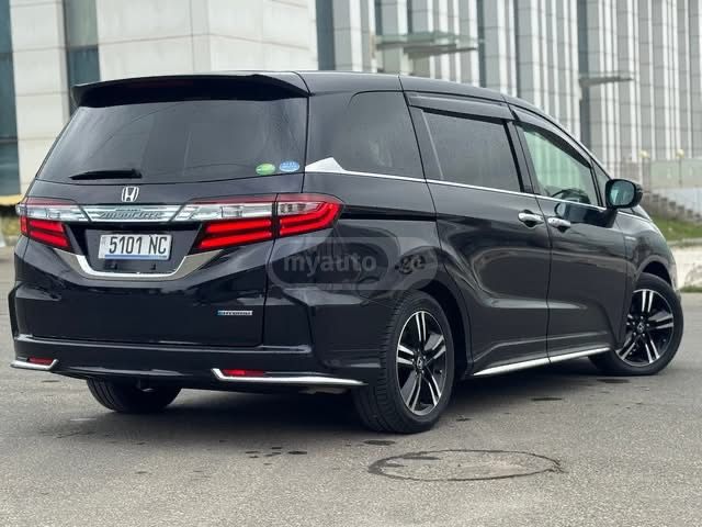 Honda Odyssey - фото 4