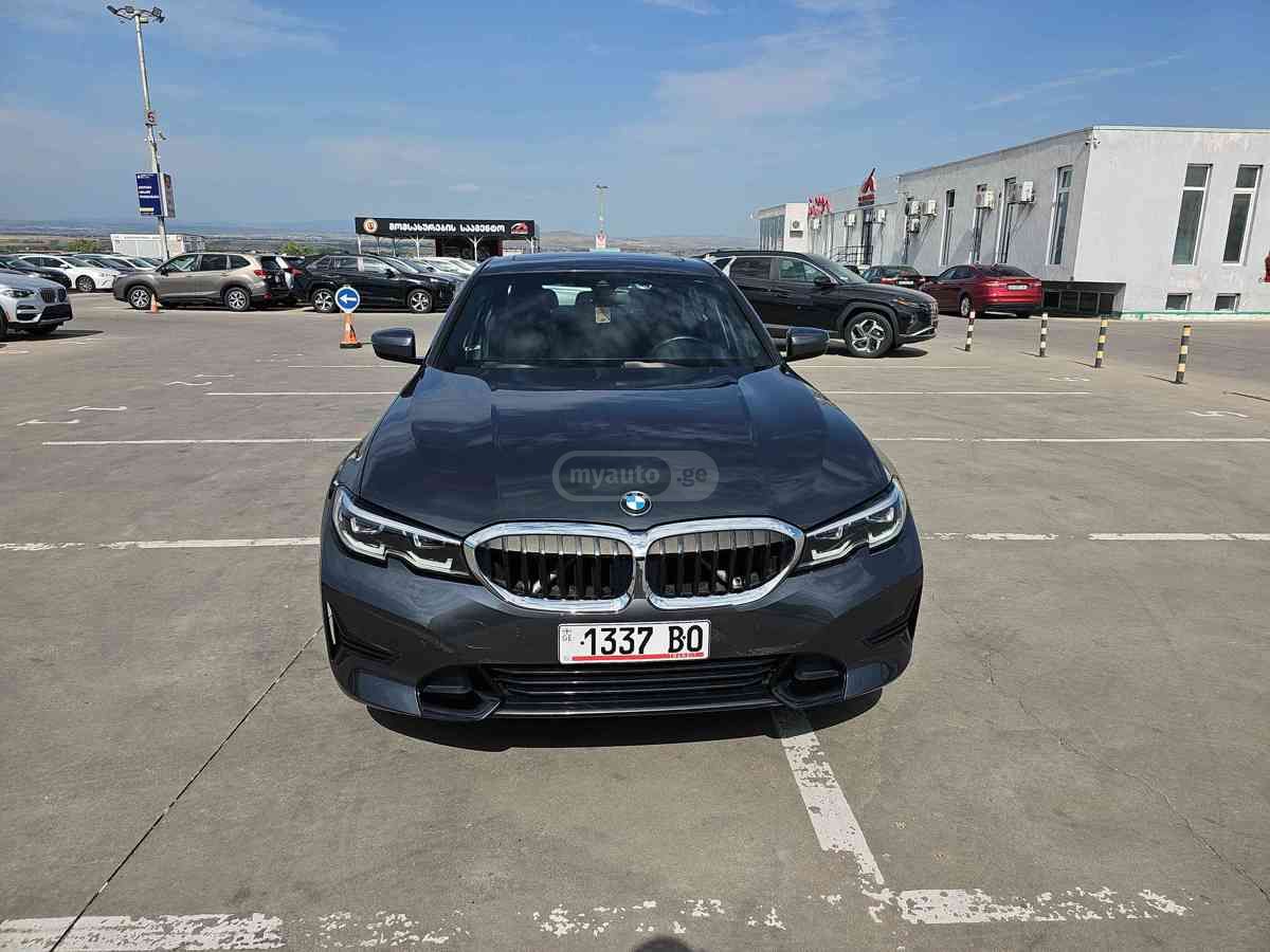 BMW Bmw 330 — миниатюра 2