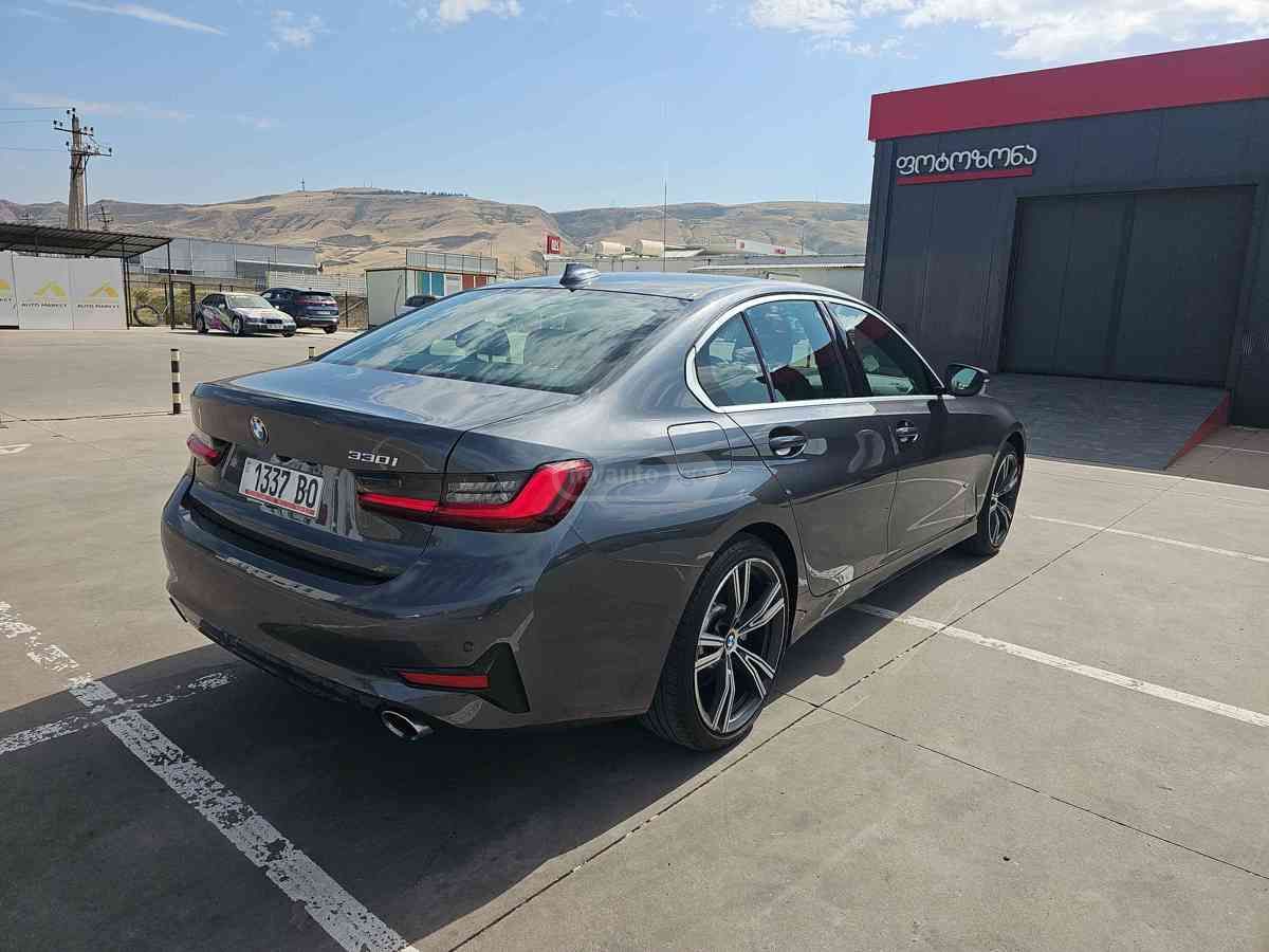 BMW Bmw 330 — миниатюра 4