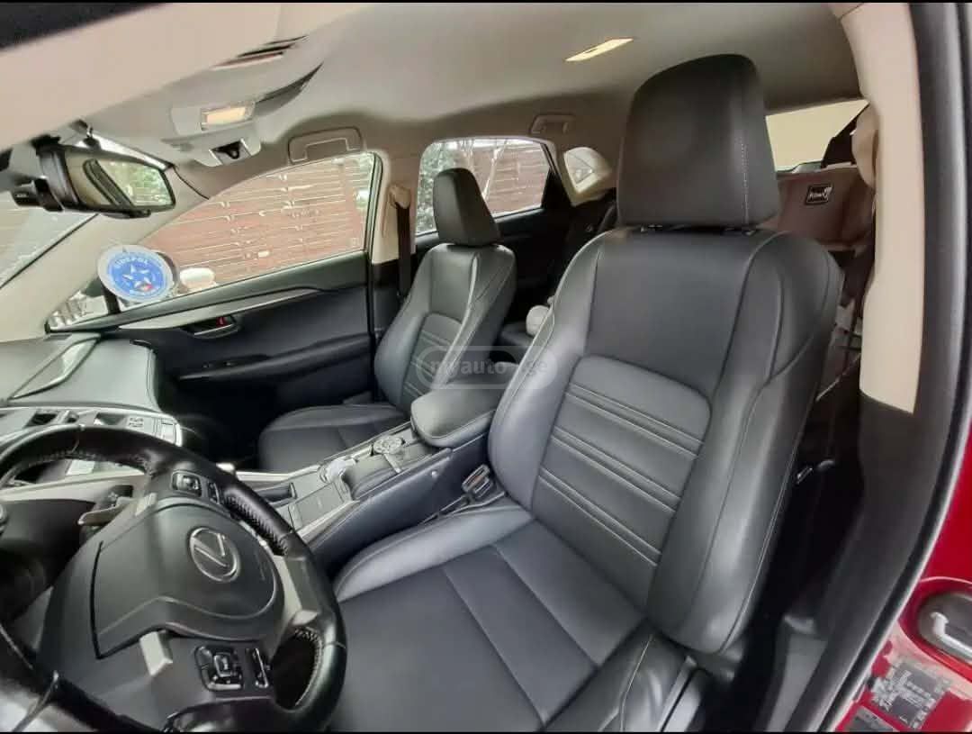 Lexus NX 300 - фото 7