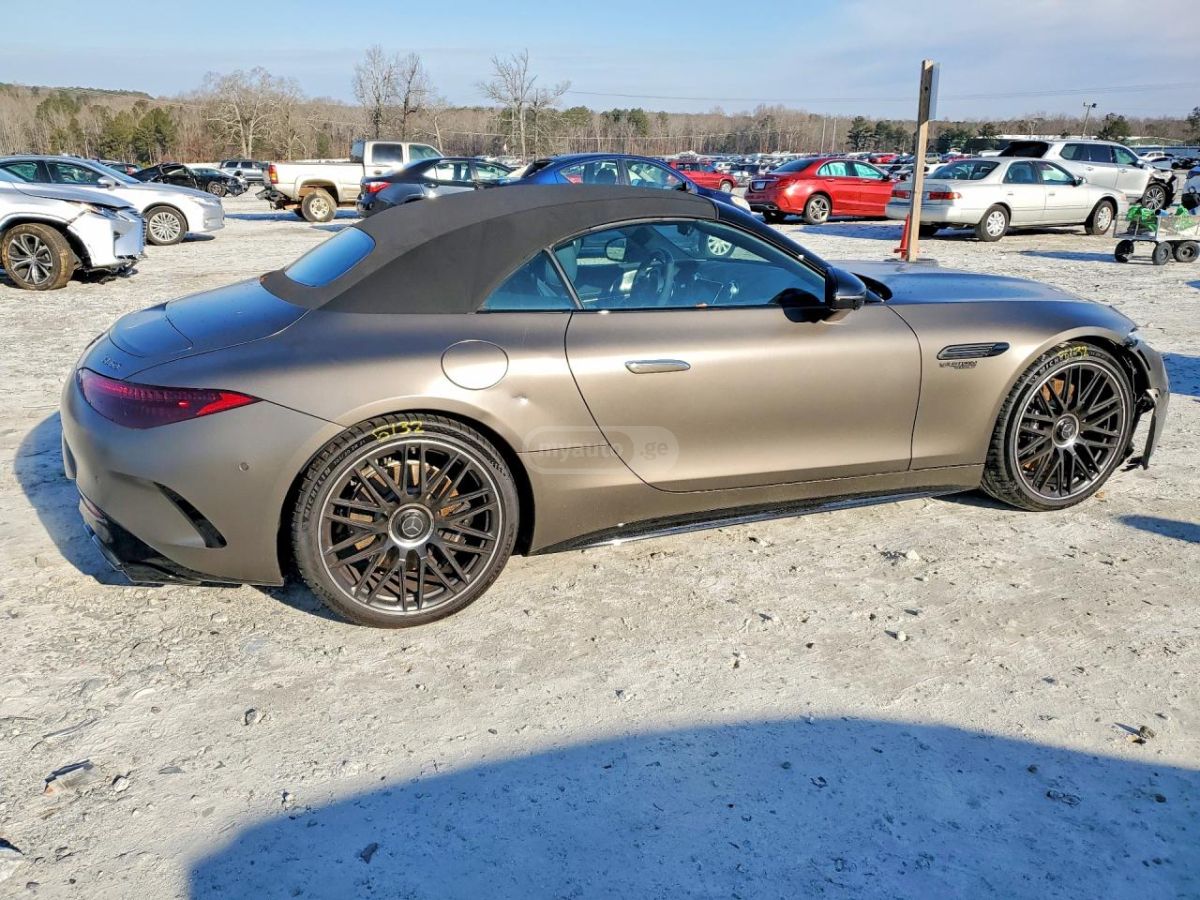 Mercedes-Benz SL 55 AMG 2024 — миниатюра 3