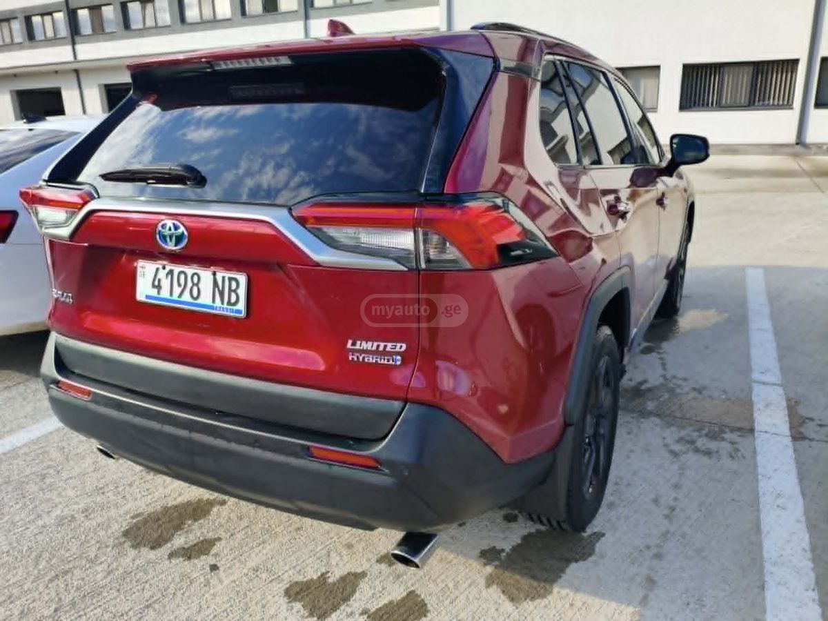 Toyota RAV 4 - фото 3