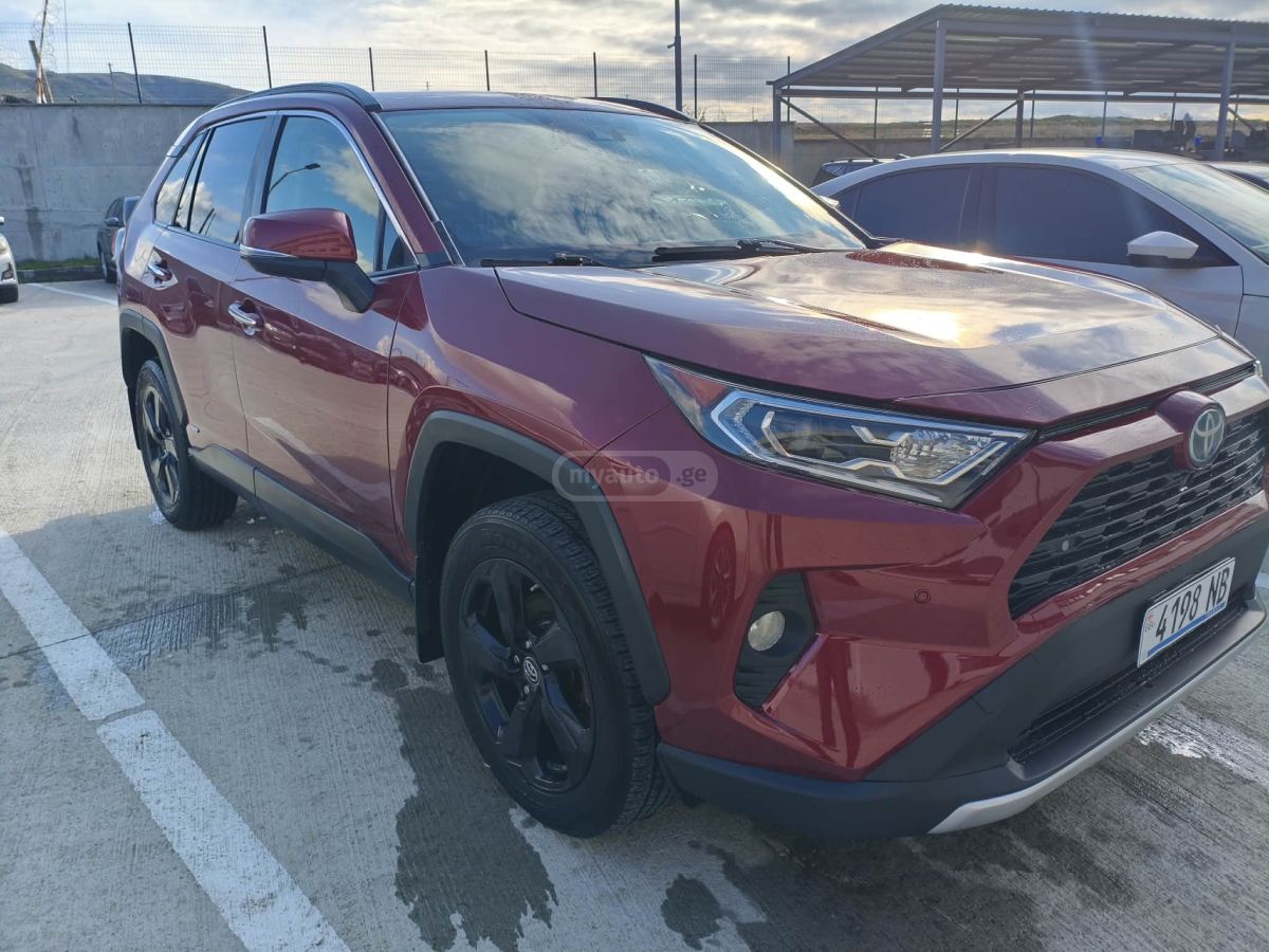 Toyota RAV 4 - фото 6
